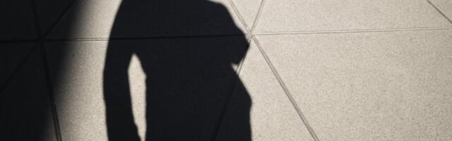 ŠPIJUNSKI UREĐAJI PRONAĐENI U ŠATORSKOM NASELJU: Stanovnicima rečeno da ne prilaze sumnjivim predmetima