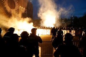 Протест навијача Партизана у Хумској: "Гробари" скандирали "Управа напоље"