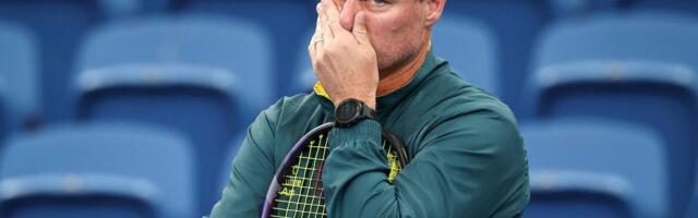 Legenda tenisa gledala još jedan krah sina na Australijan openu