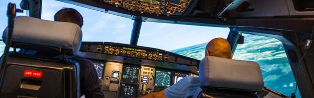 Piloti ispuštali ČUDNE zvuke dok su se javljali kontroli leta: Svi pričaju o ovom snimku, jedan deo je HIT!