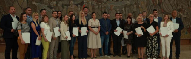 Сара Павков потписала уговоре са 25 општина за суфинансирање пројеката озелењавања