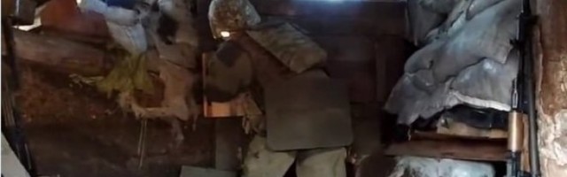 ŠOKANTAN SNIMAK IZ DONBASA! Ukrajinci glasom nacističke vojske i HITLEROVIM GOVOROM pozivaju Ruse na predaju /VIDEO/