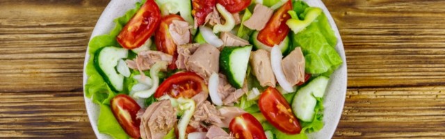 Letnja tuna salata