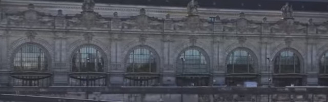 Neverovatna scena u Francuskoj! Studetkinji zabranili ulaz u muzej