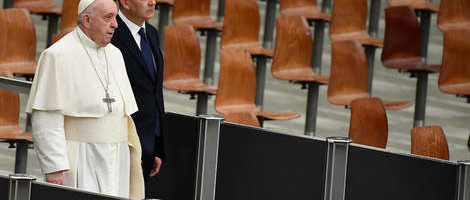 Vatikan otvara prihvatni centar za izbjeglice i migrante