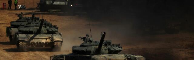 Trupe nadiru iz više pravaca