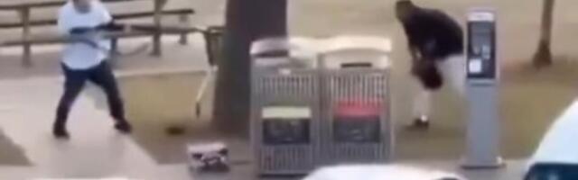 Prolaznik razoružao jednog od napadača u pucnjavi u Sidneju (VIDEO)