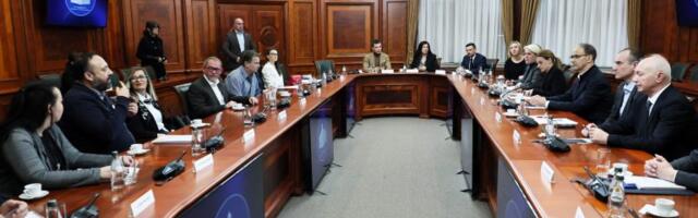 Đuro Macut sa predstavnicima gluvih i nagluvih: Nedostatak evidencije osnovna prepreka za ostvarivanje prava