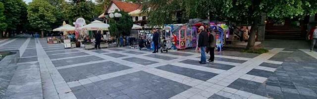 Penzionerima po 10.000 dinara za odmor u Srbiji