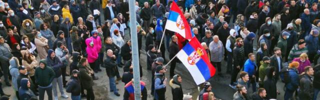 Nova.rs: Policija blokirala prilaz učesnicima protesta u Aranđelovcu