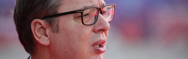 Vučić položio venac na Spomenik Neznanom junaku povodom 80 godina od oslobođenja Beograda