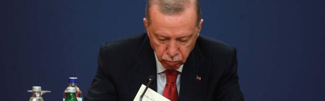 Erdogan najavio razgovor sa Putinom o obnovi koridora za transport žitarica preko Crnog mora