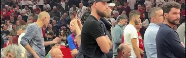 Golman reprezentacije Srbije doleteo iz Saudijske Arabije, pa gledao Zvezdu iz prvog reda u Areni