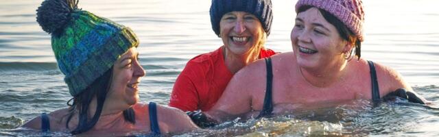 Plivanje u hladnoj vodi i kombuha: Rade li zimski velnes trendovi