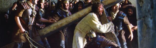 "Zakivanje na krst je najblaža scena" Bičevanje, udar groma i krvarenje su se stvarno dogodili na snimanju filma "Stradanje Hristovo", glumac preživeo pakao