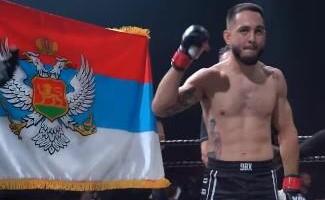 BRUTALNI MILOŠ JANIČIĆ ŽESTOKO PREBIO RIVALA! Uništio ga od batina za 44 sekunde, sudija morao da prekida meč i spasava ga! Nokaut o kom BRUJI PLANETA! (VIDEO)