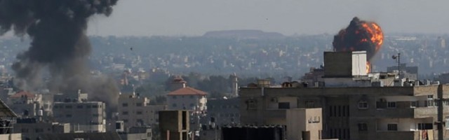 Хамас испалио 130 ракета на Тел Авив