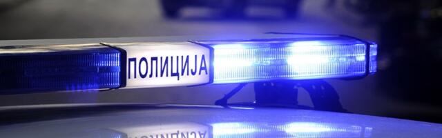 Priveden opozicionar u Zaječaru, narod ispred policije (FOTO)