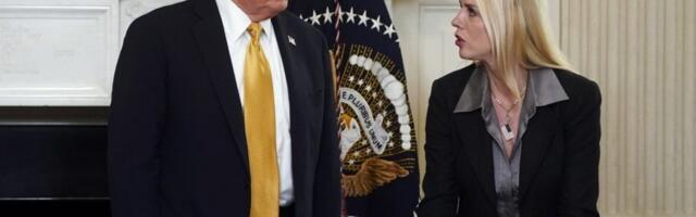 Buran dan u SAD: Kako su u jednom danu sklonjeni državna tužiteljka, komadant kopnene vojske i dva generala