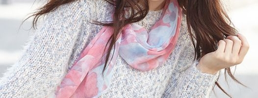 Naše omiljeno prolećno osveženje: Wellness keks sa crvenim voćem preliven jogurtnim prelivom!