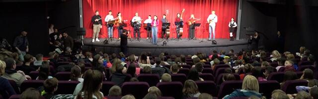 Dečiji pozorišni festival na Zlatiboru: „Deset dana izgleda malo koliko je Kulturni centar pun“ (VIDEO)