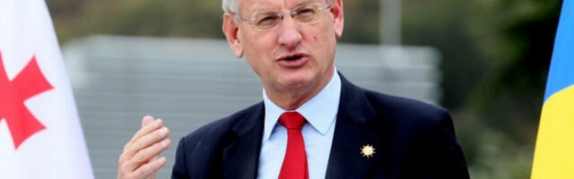 ​Карл Билт: Америка ће вероватно у наредних шест месеци да нападне Данску