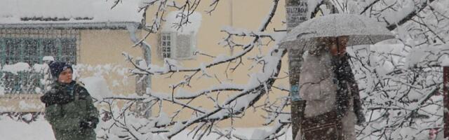 Novosadski studenti organizuju akciju čišćenja snega danas i sutra: "Doprinesi i ti"