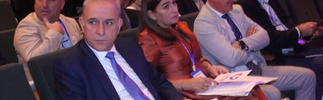 Iz stranke SRCE tvrde da je Vučić nateran da pozove na konsultacije, pod spoljnim pritiskom