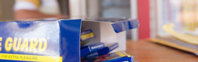 Кинези праве залихе кондома због најављеног поскупљења