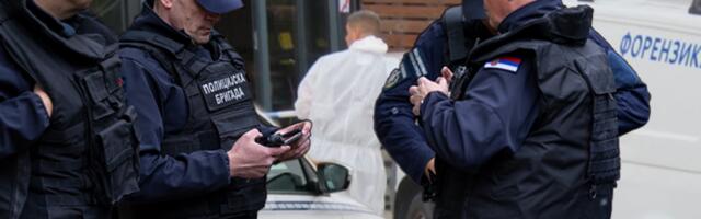 SA METKOM U NOZI VOZIO I TRAŽIO POMOĆ! Uhapšen muškarac (26) koji je pucao na mladića (24) u Novom Sadu!