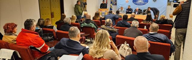 Verifikovani mandati pribojskim odbornicima, konstitutivna sednica prekinuta jer nisu završeni politički pregovori