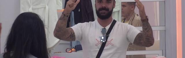 "PREKLINJE ME MAJMUNKA IZ SARAJEVA!" MAJKA Luke Vujovića SUROVO O SNAJKI ANELI: Isplivao njen razgovor sa rijaliti učesnikom i otkrila se istina