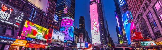 SRBIJA NA NAJPOZNATIJEM TRGU SVETA! Reklama za EXPO Beograd 2027 na Tajms skveru (VIDEO)