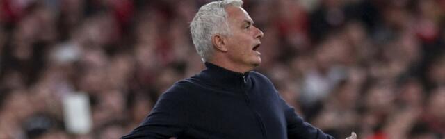 Nova "predstava" Murinja u derbiju! Gađao navijače, vređao protivnika i dobio isključenje: Dao sam vam dušu, a ispao izdajnik