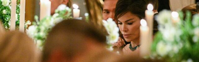 "Bože moj, skloni ih bar na jedan dan" Loren Sančez u Beloj kući opet istakla bombastični dekolte, javnost zgrožena - "Nije ti ovo noćni klub"