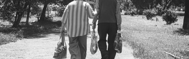 FEJSBUKOM SE ŠIRI OVA FOTOGRAFIJA POPUT LAVE...Ono što je ovaj DEKA učinio za svoju dragu, neće vas ostaviti RAVNODUŠNIM!