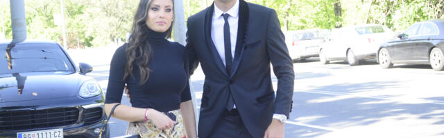 Vujadin Savić ima 195 centimetara, a evo koliko je Mirka Vasiljević niža od njega: Svi kažu da je to idealna razlika
