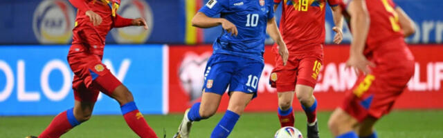 HLADAN TUŠ Ovako su Orlovi primili gol sa pola terena od Andore, a onda je usledilo brzo izjednačenje (VIDEO)