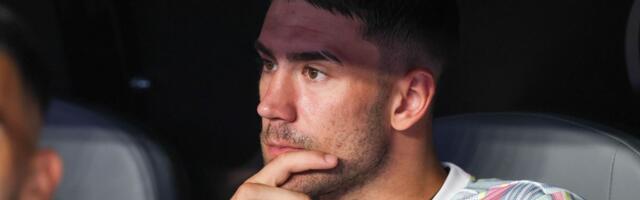 Španska Marka lansirala bombu, Dušan Vlahović prelazi u Barselonu