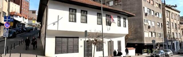 NAUČITE DREVNI ZANAT NAJSTARIJIH SRPSKIH MAJSTORA! Počela škola "Deset dana filigrana" u Manakovoj kući: Napravite sami unikatni nakit od srebra!