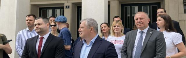 Opozicija o otpuštanju radnika u Pokrajinskoj vladi: "Humanosti nula"