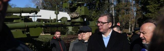 VUČIĆ PRISUSTVOVAO PRIKAZU NAORUŽANJA VOJNE OPREME: Spremamo se da sačuvamo svoju zemlju - Zbog vojne neutralnost MORAMO DA JAČAMO! (VIDEO, FOTO)