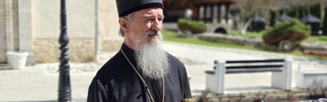 Vladika Atanasije: Da se prihvatimo posta i njegovog obeležja