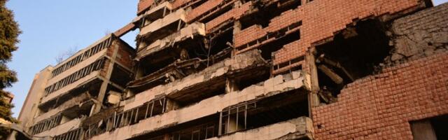 Fajnenšel tajms o Generalštabu: Srbi pojačavaju proteste zbog Tramp kula u Beogradu