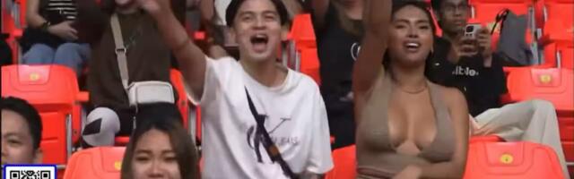 Ups... Pokazala je previše: Navijačica skakala od sreće i napravila šou za odrasle (VIDEO)