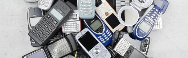 Ne, nije Nokia 3310: Ova "cigla" od telefona je apsolutni kralj devedesetih!