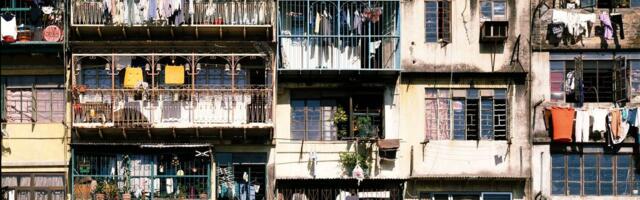 Čak 35.000 ljudi u 350 zgrada: Upoznajte "mračni grad" na čijim krovovima su deca igrala fudbal