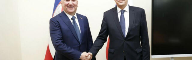 ​Поповић и Грушко: Разговор о даљем јачању сарадње Србије и Русије