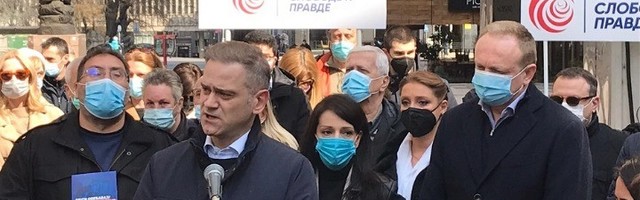 UŽIVO "Živimo u državi u kojoj je izbrisana linija između vlasti i mafije"
