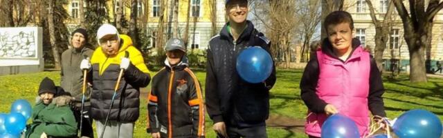 PLAVI BALONI KAO ZNAK PODRŠKE: „Naša kuća“ u Kikindi obeležila Svetski dan osoba sa autizmom